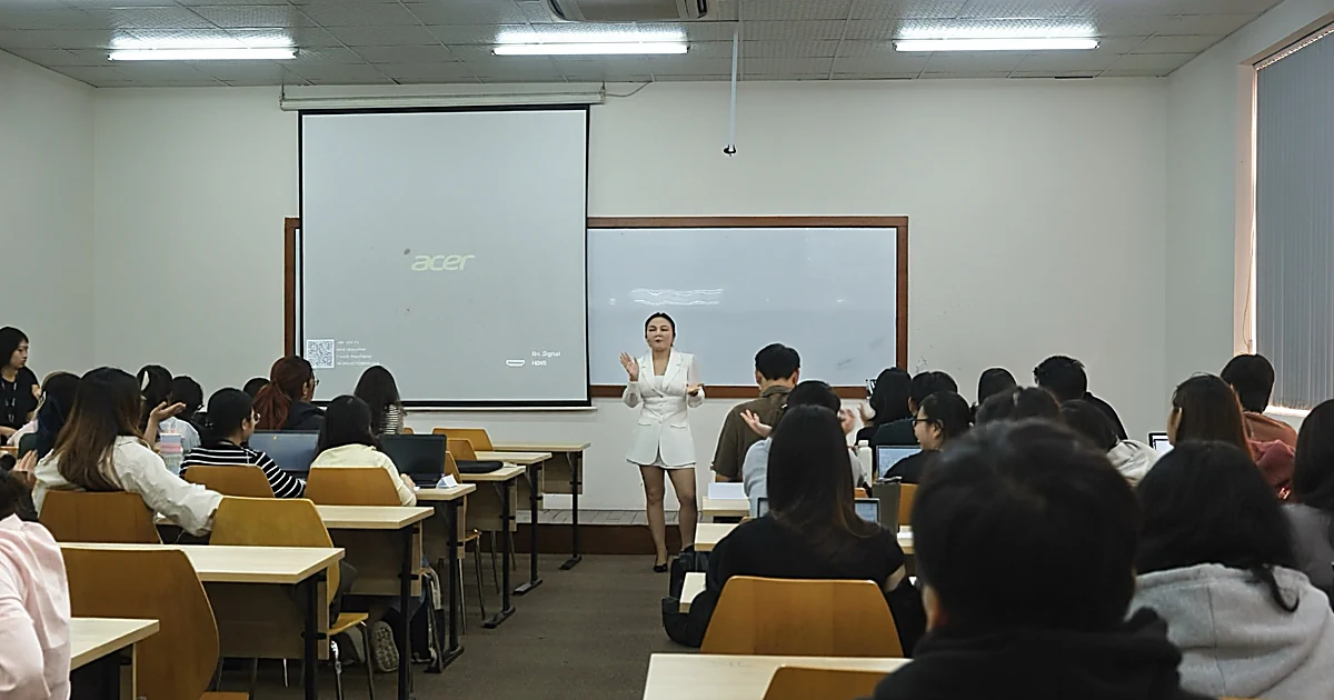 Workshop Digital Marketing cùng chị Nancy Lê: khi một chiến dịch tăng trưởng có thật bước vào giảng đường